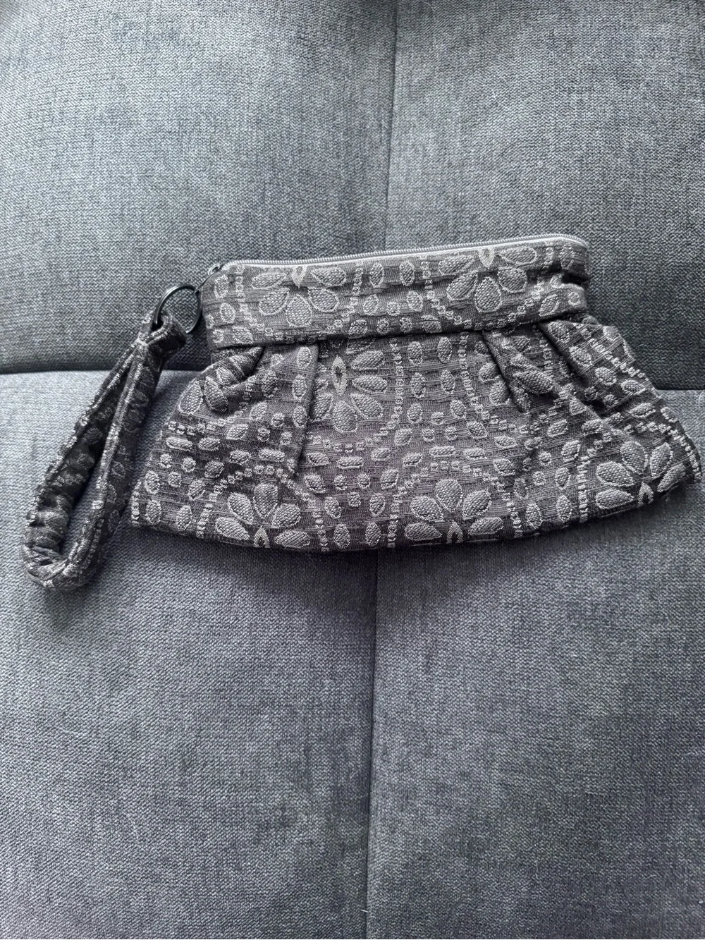Maruca Handmade Colorado Jacquard Wristlet Clutch Gray Floral